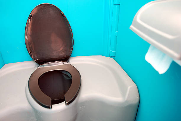 Best Event porta potty rental  in Hinton, WV